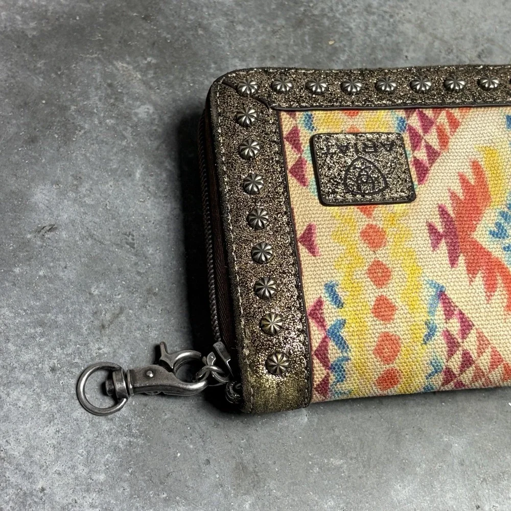 Ariat Womens Southwestern Canvas Zipper Aztec Wallet Brown Glitter Stud Trim